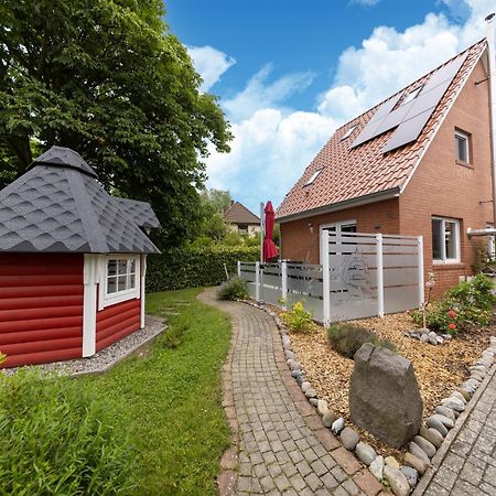 Modern Holiday Home With Sauna By The Sea In Wiek Вик Экстерьер фото